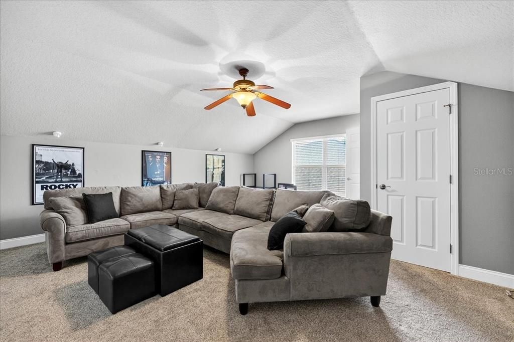 For Sale: $535,000 (4 beds, 2 baths, 2443 Square Feet)