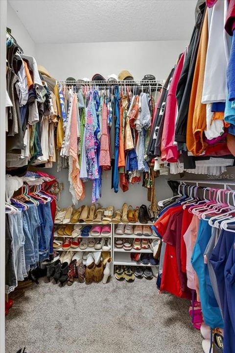 For Sale: $535,000 (4 beds, 2 baths, 2443 Square Feet)