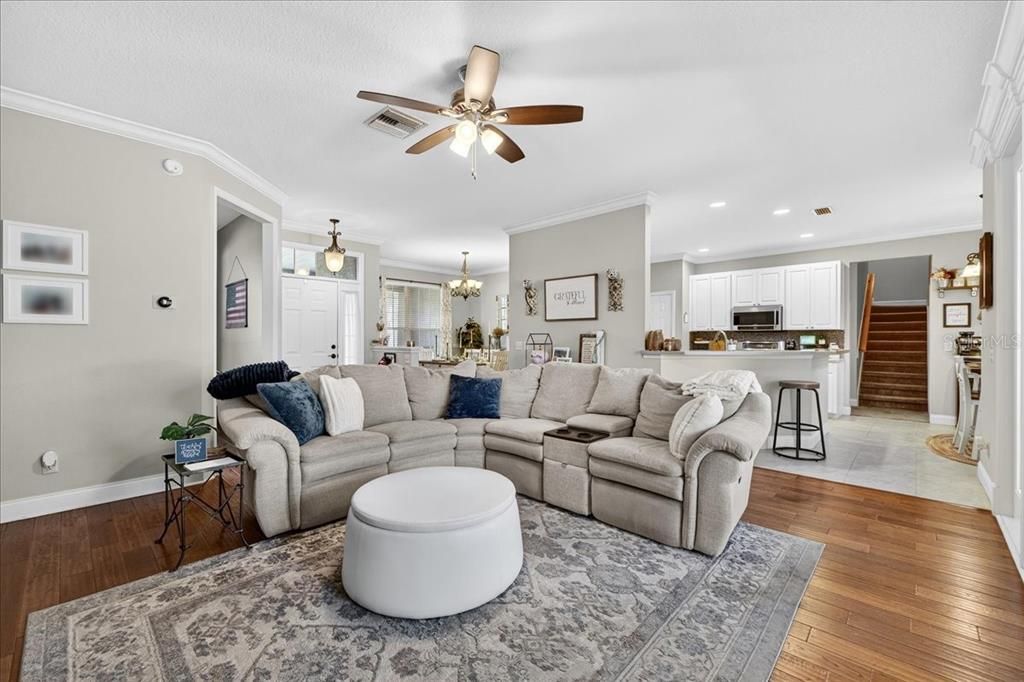 For Sale: $535,000 (4 beds, 2 baths, 2443 Square Feet)