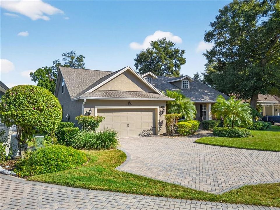 For Sale: $535,000 (4 beds, 2 baths, 2443 Square Feet)