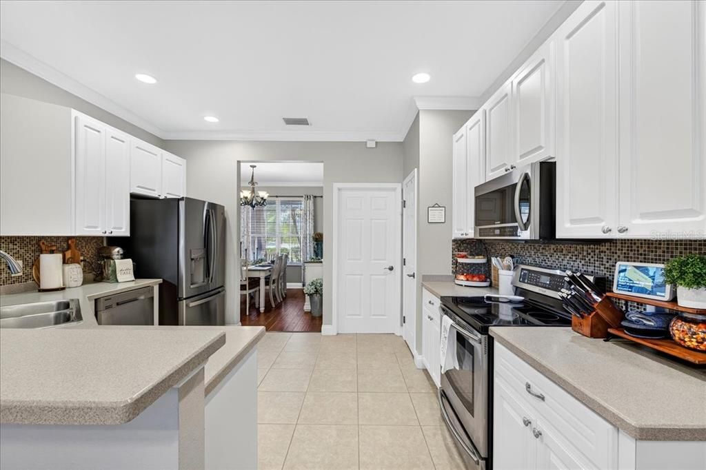 For Sale: $535,000 (4 beds, 2 baths, 2443 Square Feet)