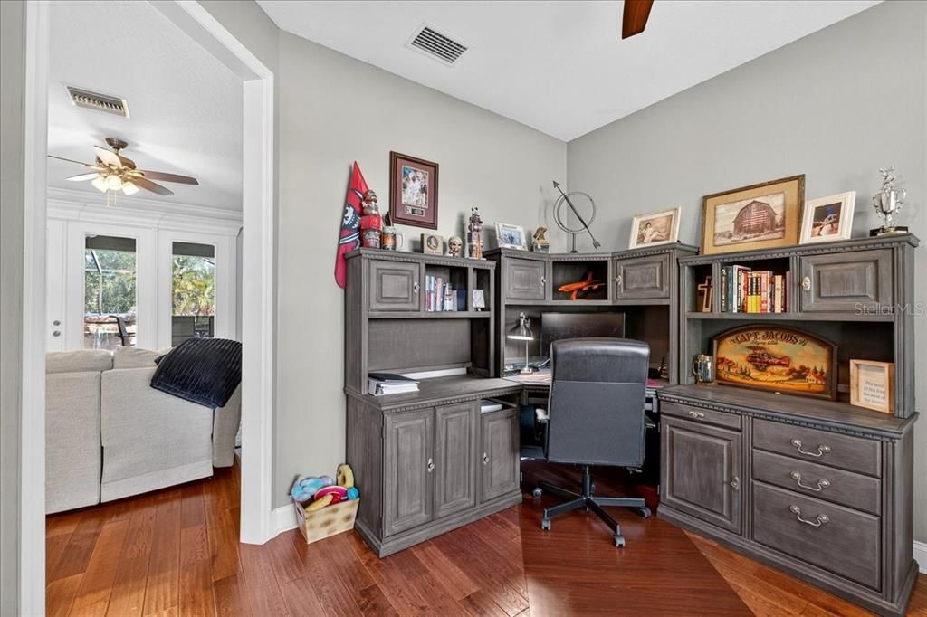 For Sale: $535,000 (4 beds, 2 baths, 2443 Square Feet)