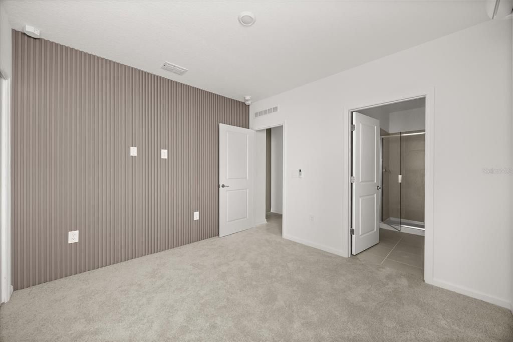 出租: $1,400 (1 贝兹, 1 浴室, 480 平方英尺)