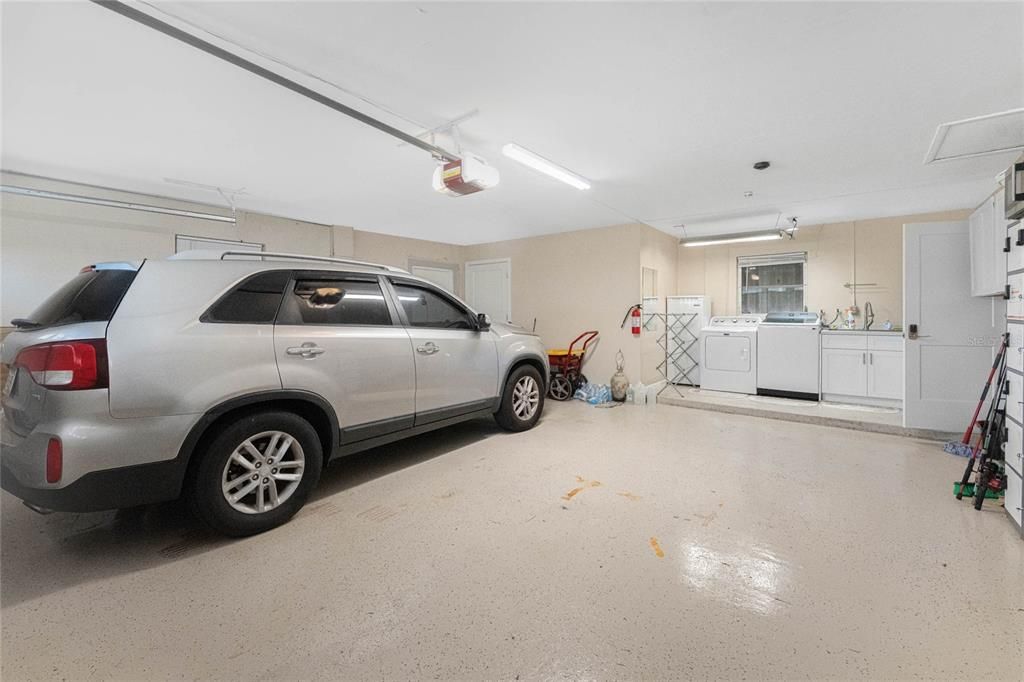 For Sale: $525,000 (2 beds, 2 baths, 1425 Square Feet)