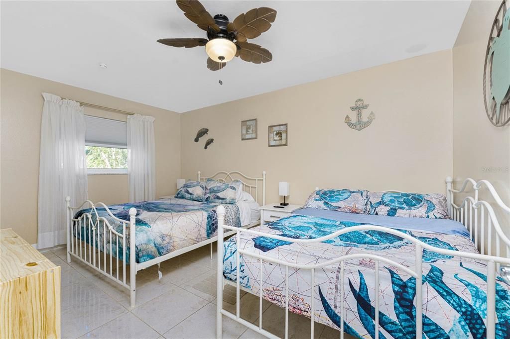 For Sale: $525,000 (2 beds, 2 baths, 1425 Square Feet)