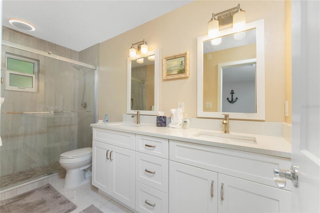 For Sale: $525,000 (2 beds, 2 baths, 1425 Square Feet)