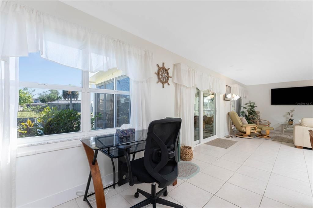 For Sale: $525,000 (2 beds, 2 baths, 1425 Square Feet)