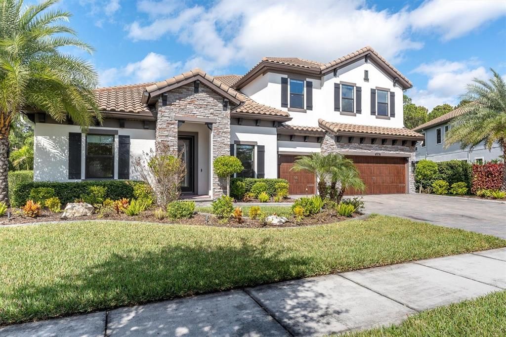 Active With Contract: $1,450,000 (6 beds, 5 baths, 4619 Square Feet)