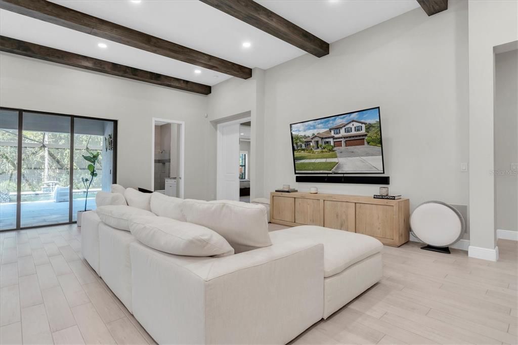 Active With Contract: $1,450,000 (6 beds, 5 baths, 4619 Square Feet)