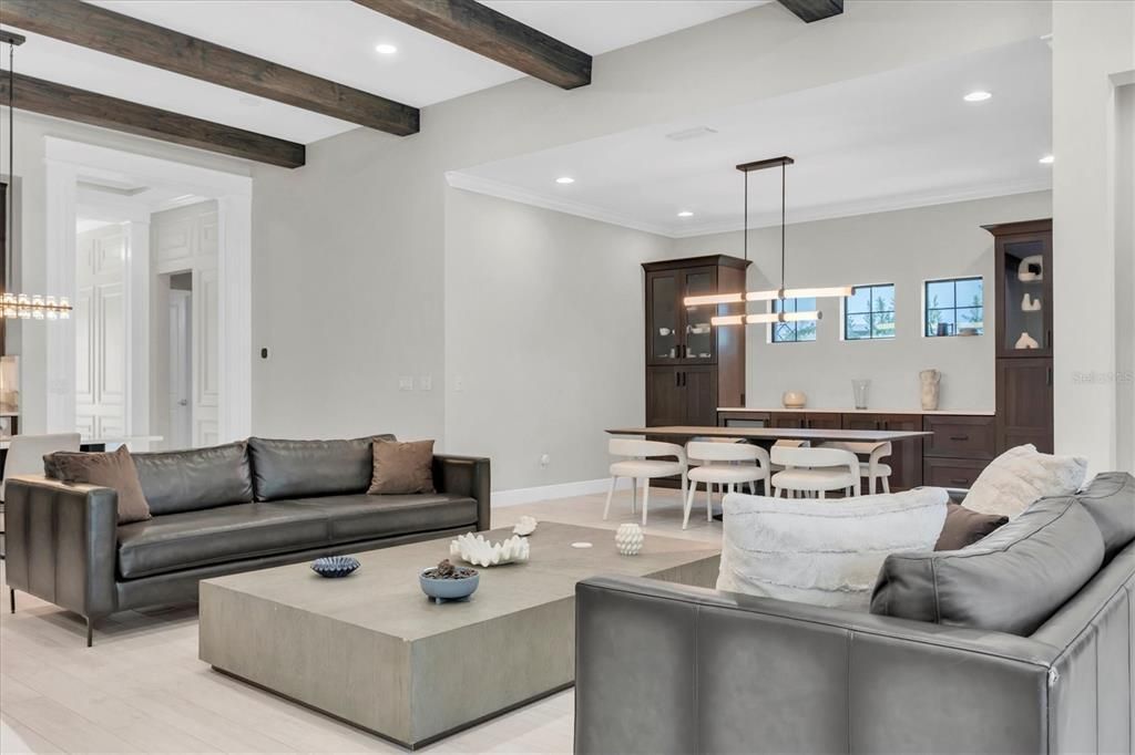 Active With Contract: $1,450,000 (6 beds, 5 baths, 4619 Square Feet)