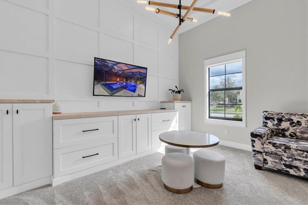 Active With Contract: $1,450,000 (6 beds, 5 baths, 4619 Square Feet)