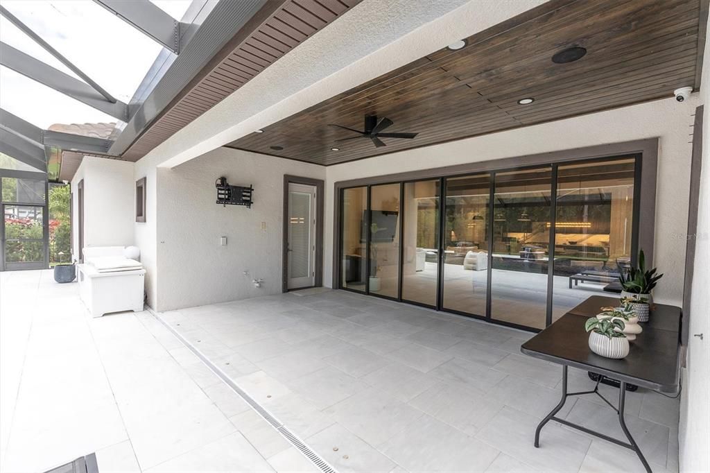 Active With Contract: $1,450,000 (6 beds, 5 baths, 4619 Square Feet)