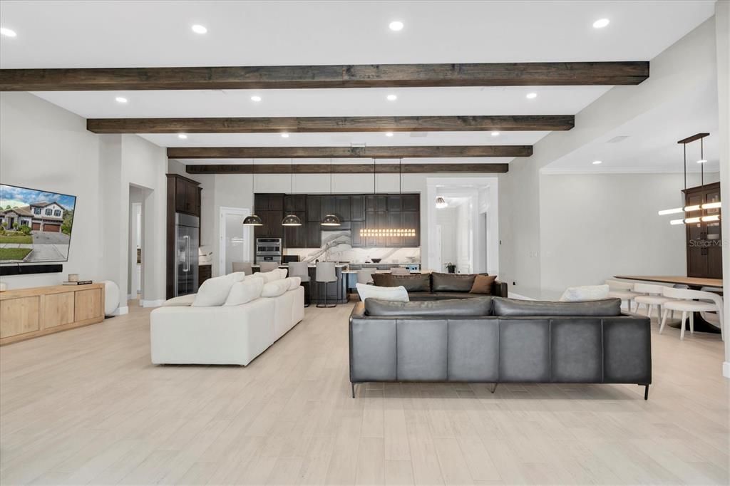 Active With Contract: $1,450,000 (6 beds, 5 baths, 4619 Square Feet)