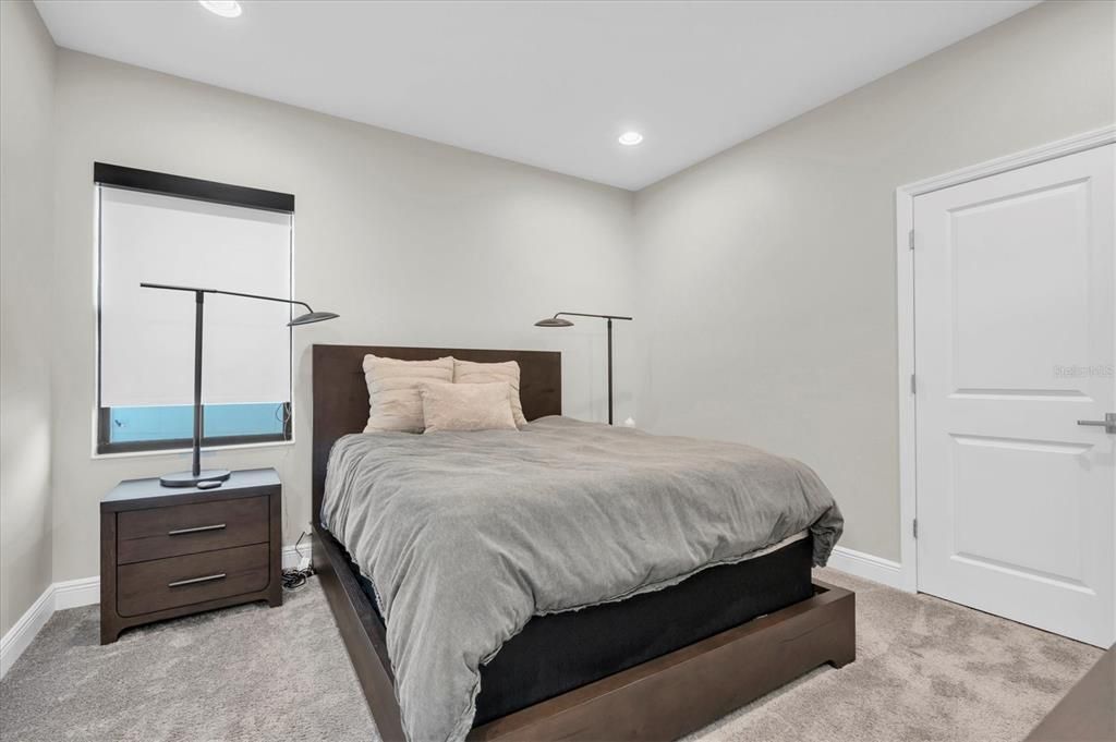 Active With Contract: $1,450,000 (6 beds, 5 baths, 4619 Square Feet)