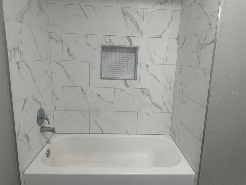 En Venta: $679,000 (3 camas, 2 baños, 1742 Pies cuadrados)