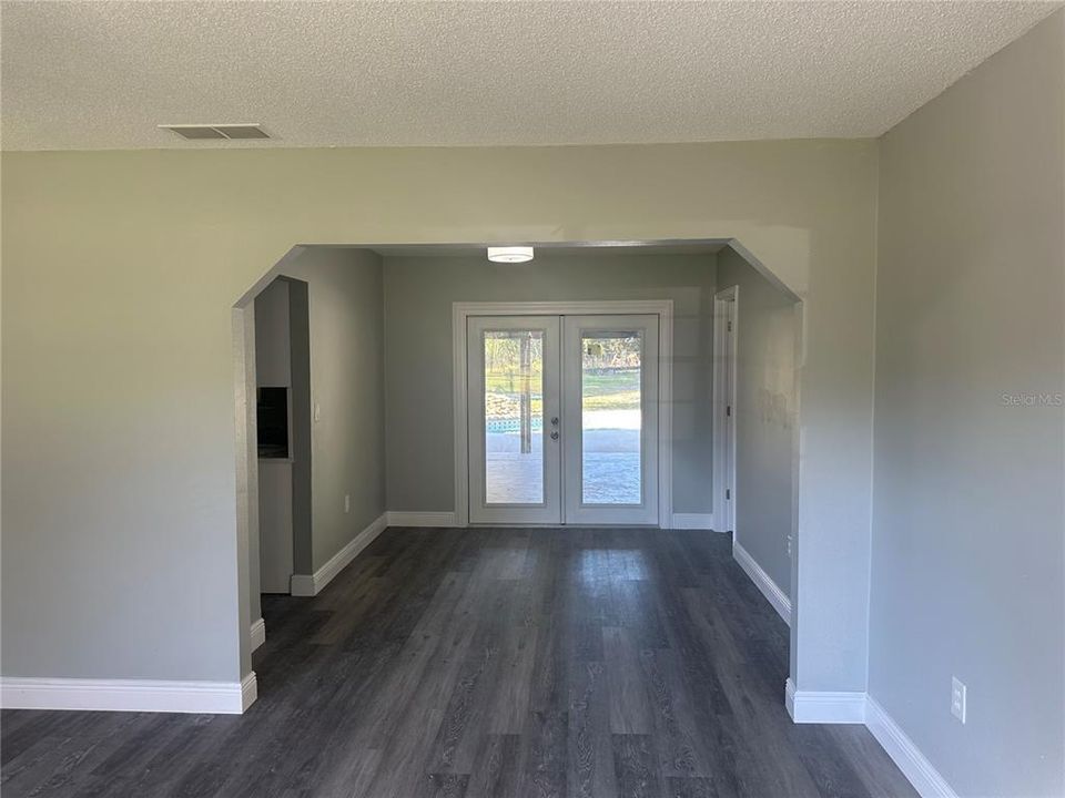 En Venta: $679,000 (3 camas, 2 baños, 1742 Pies cuadrados)