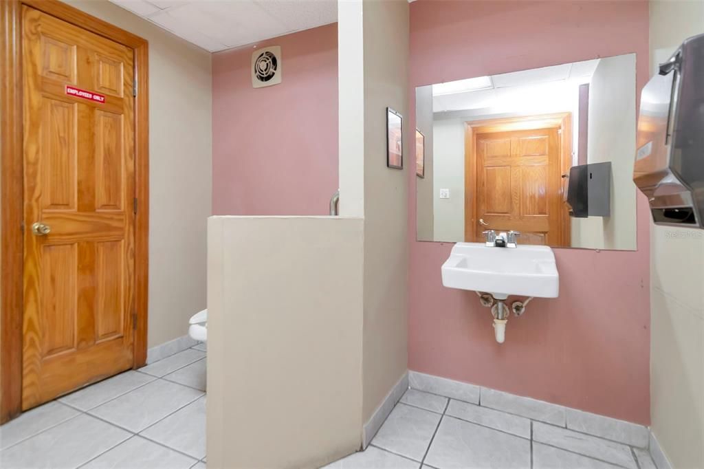 На продажу: $660,000 (0 спален, 0 ванн, 2300 Квадратных фут)