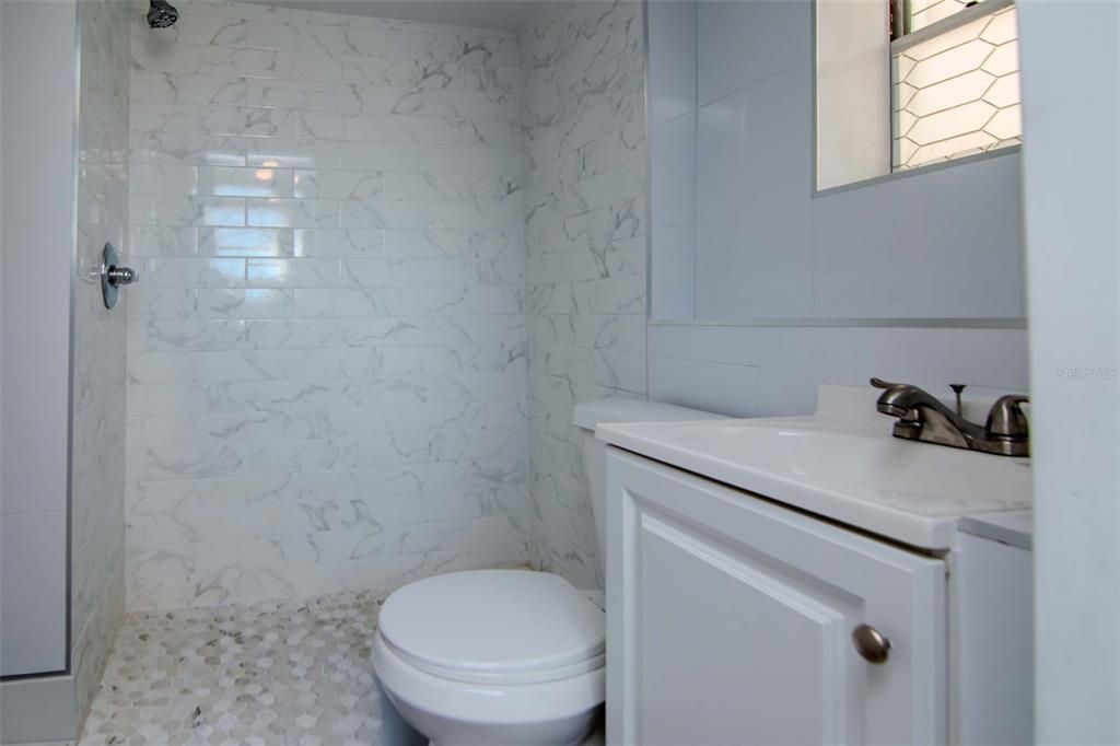 На продажу: $660,000 (0 спален, 0 ванн, 2300 Квадратных фут)