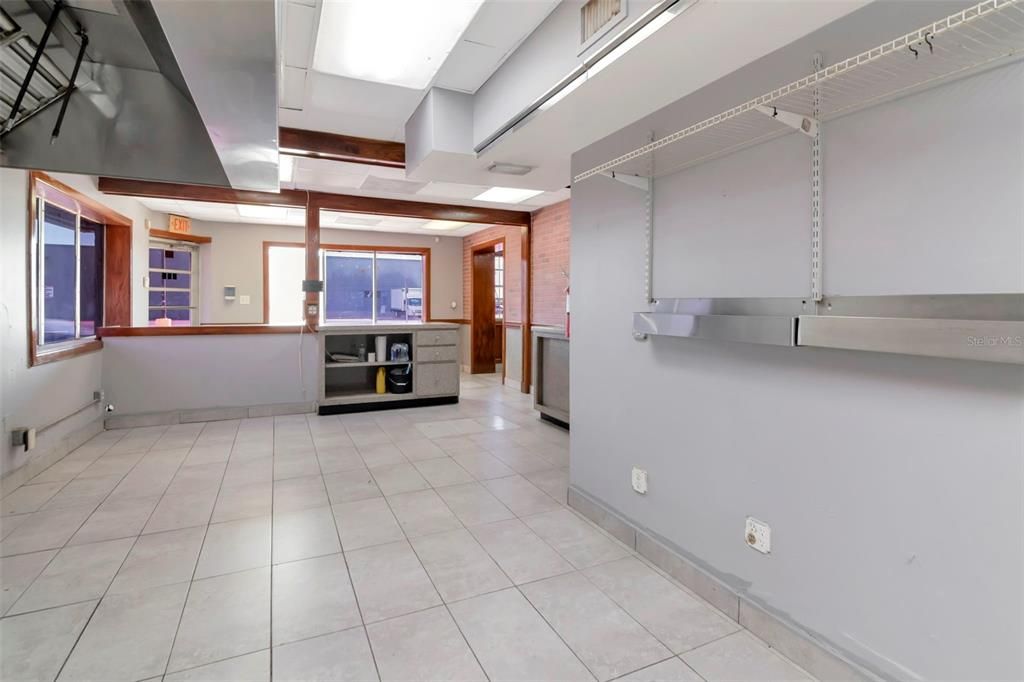 На продажу: $660,000 (0 спален, 0 ванн, 2300 Квадратных фут)