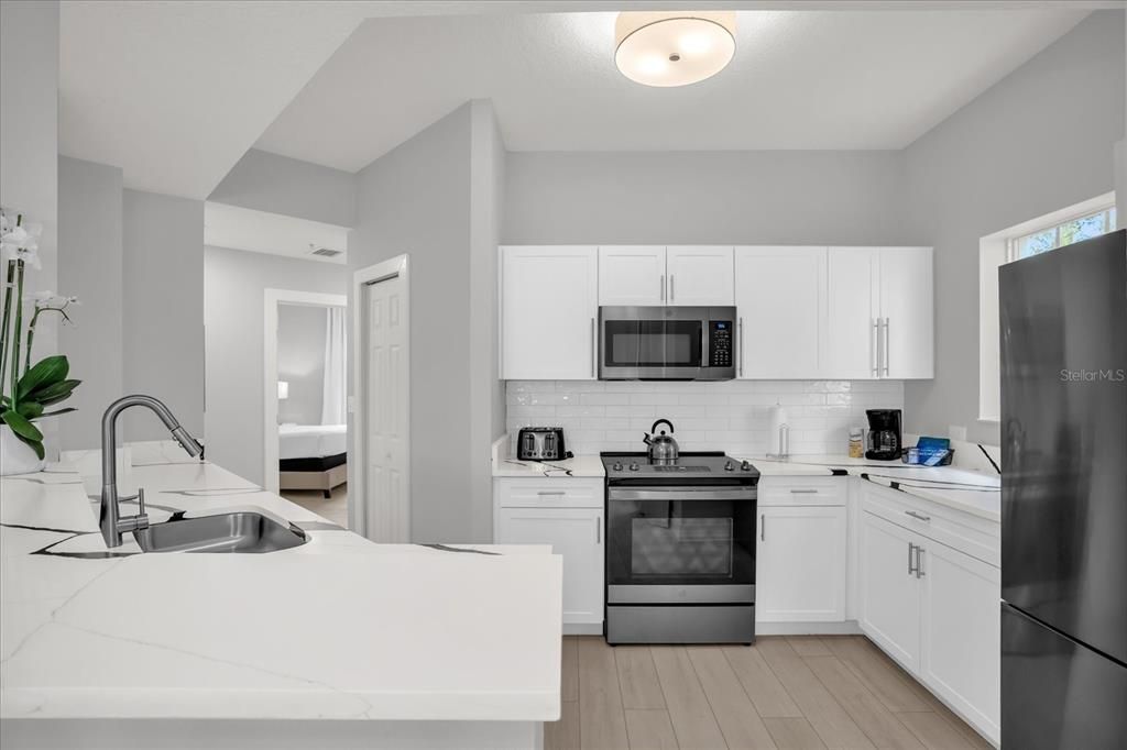 For Sale: $349,400 (3 beds, 2 baths, 1437 Square Feet)