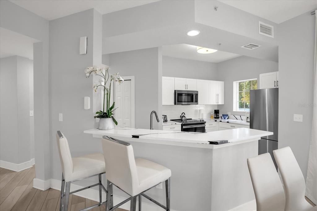 For Sale: $349,400 (3 beds, 2 baths, 1437 Square Feet)