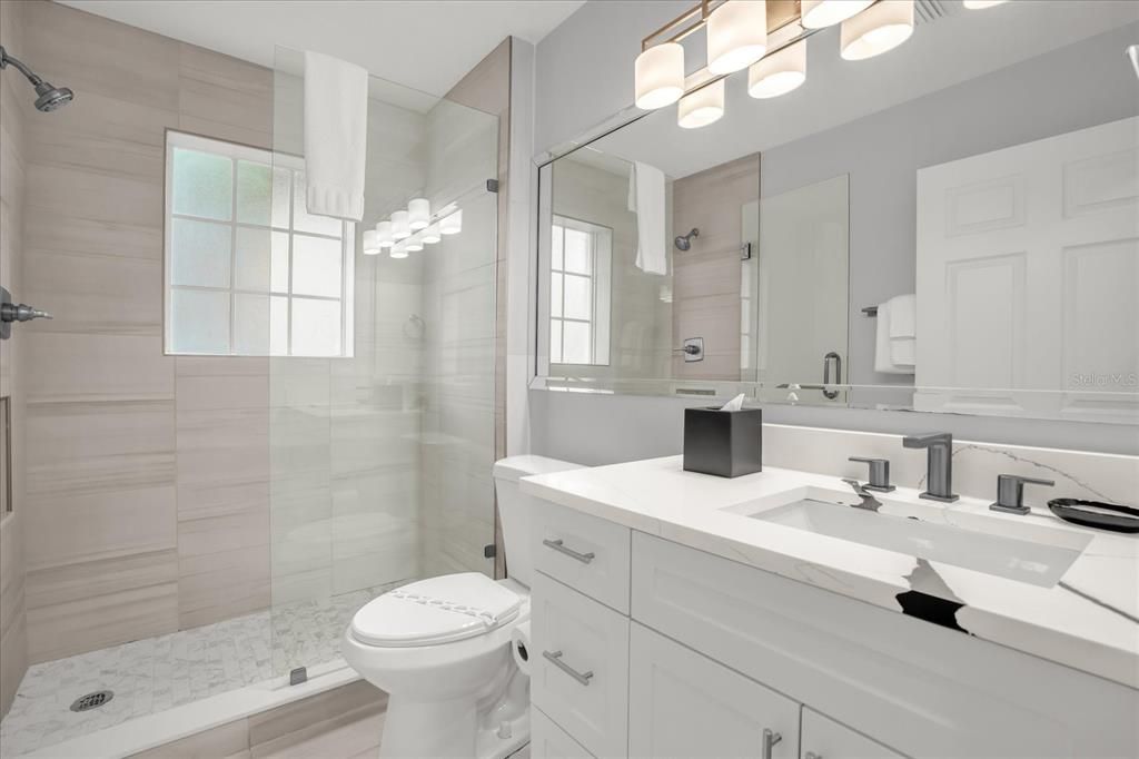 For Sale: $349,400 (3 beds, 2 baths, 1437 Square Feet)