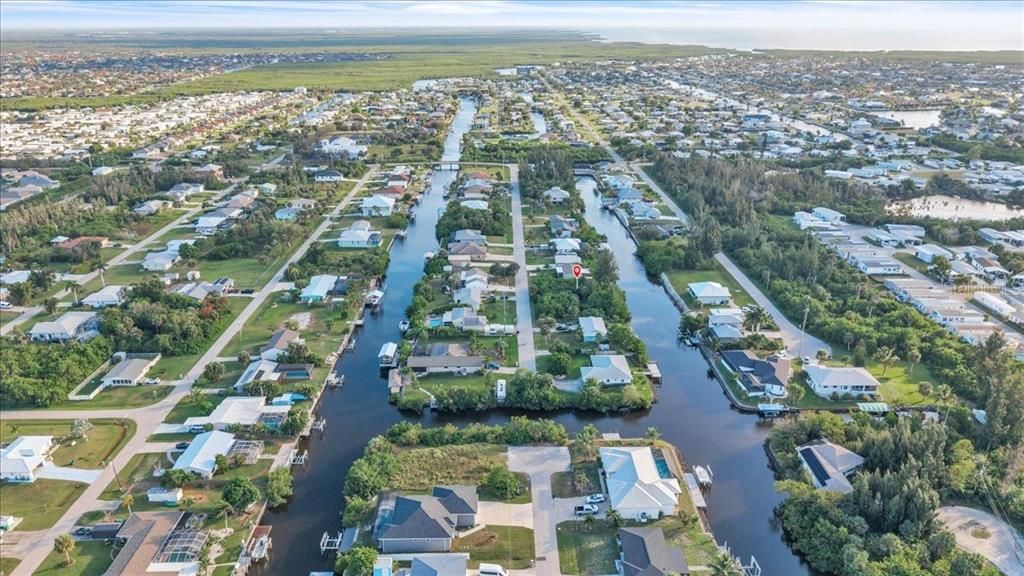 На продажу: $85,000 (0.18 acres)