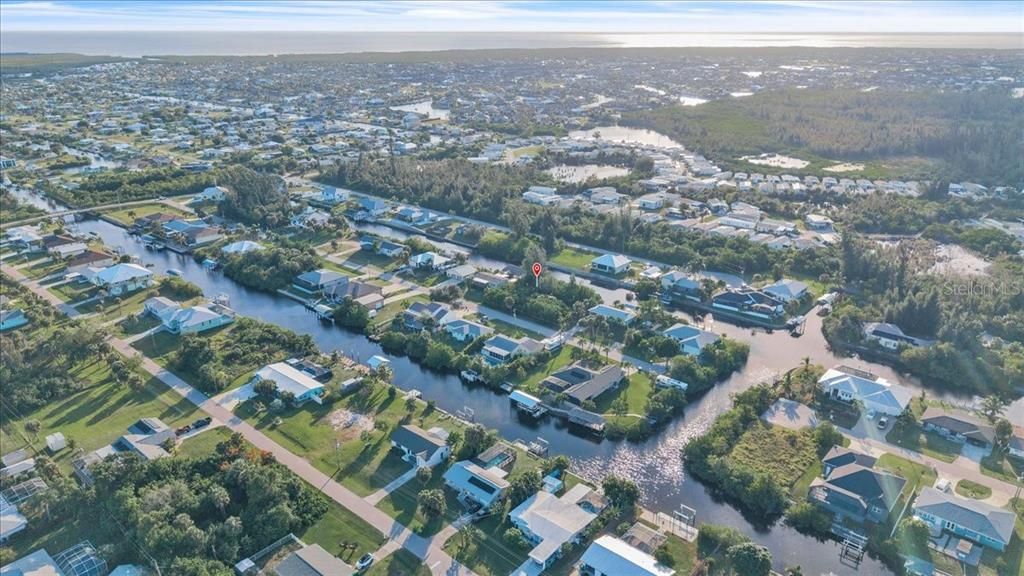 На продажу: $85,000 (0.18 acres)