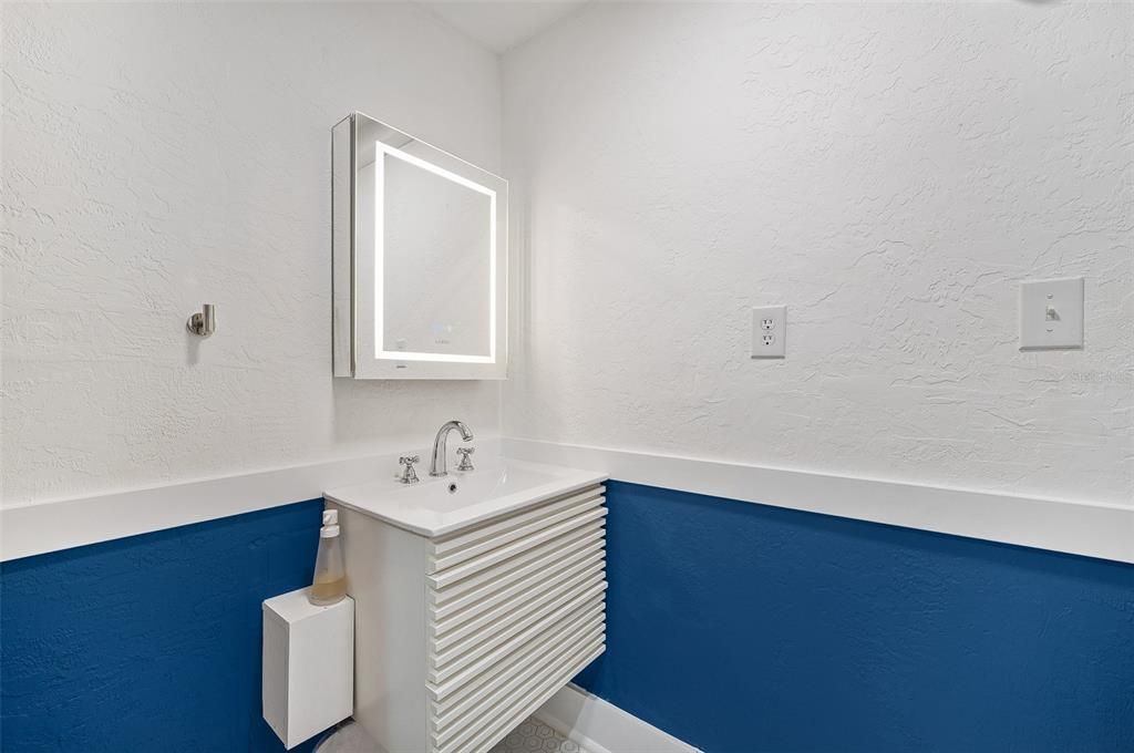 En Venta: $849,500 (4 camas, 3 baños, 2278 Pies cuadrados)