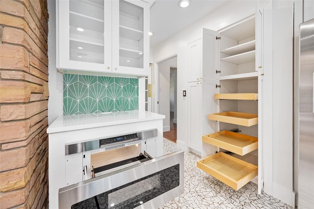 En Venta: $849,500 (4 camas, 3 baños, 2278 Pies cuadrados)