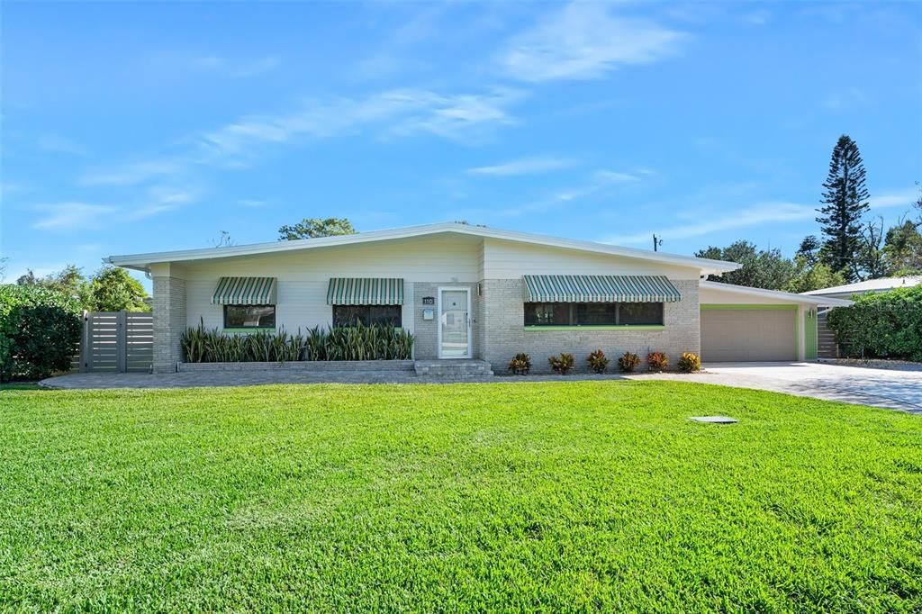 En Venta: $849,500 (4 camas, 3 baños, 2278 Pies cuadrados)