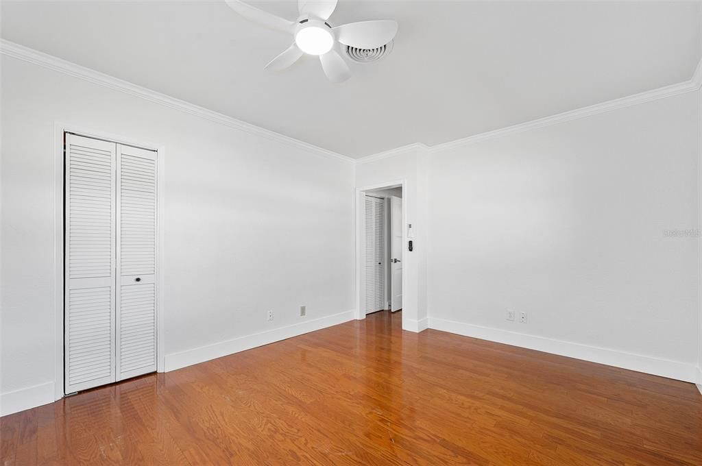 En Venta: $849,500 (4 camas, 3 baños, 2278 Pies cuadrados)