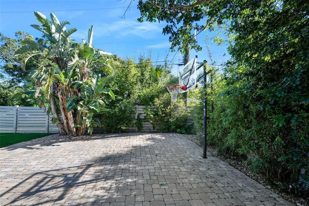 En Venta: $849,500 (4 camas, 3 baños, 2278 Pies cuadrados)