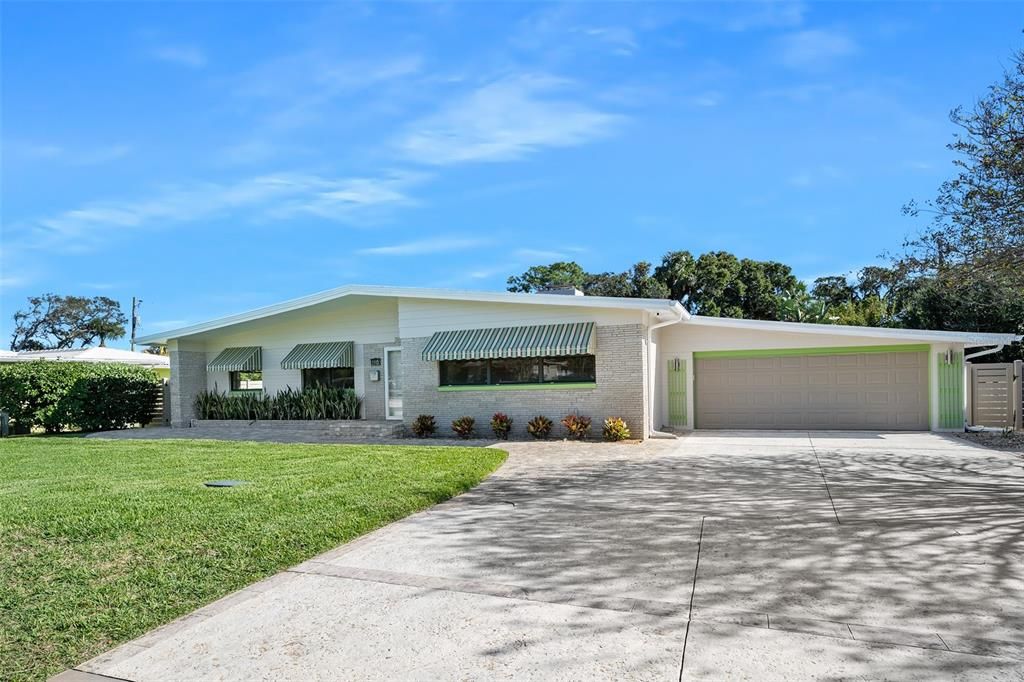 En Venta: $849,500 (4 camas, 3 baños, 2278 Pies cuadrados)