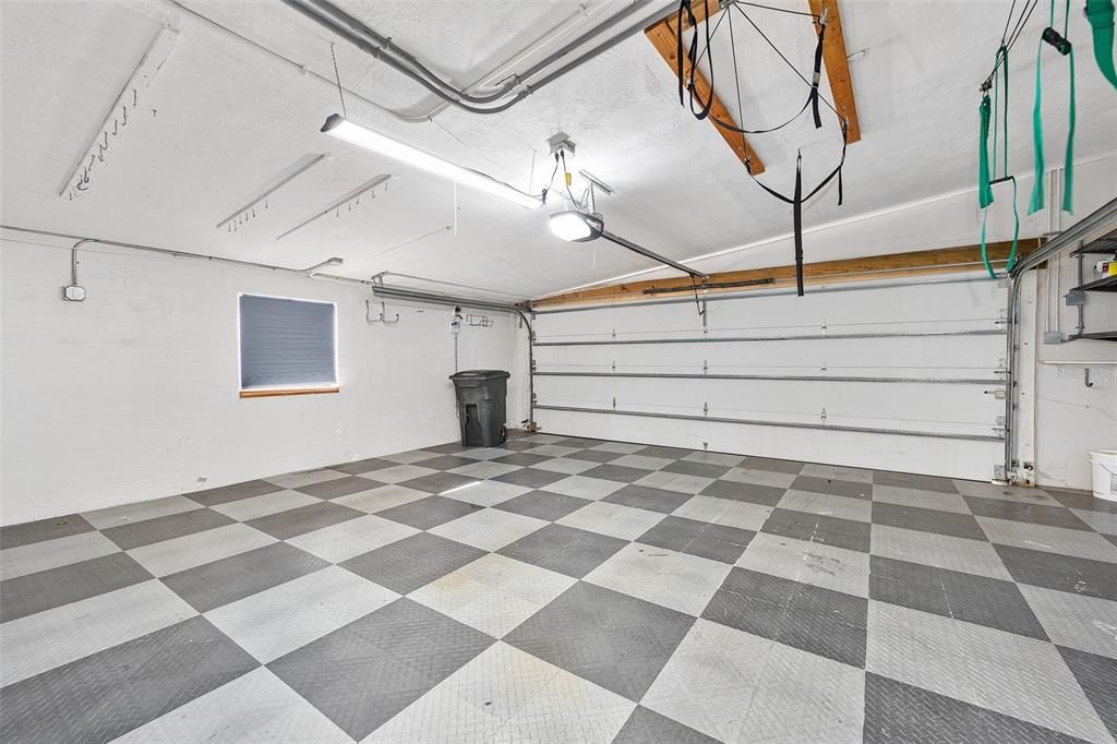 En Venta: $849,500 (4 camas, 3 baños, 2278 Pies cuadrados)