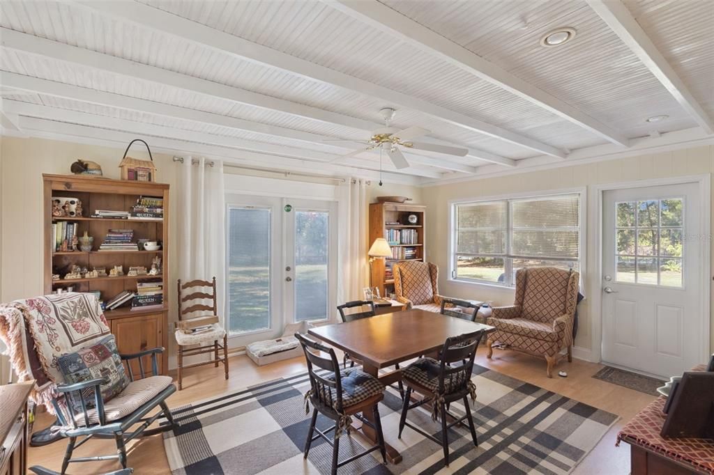 待售: $399,900 (3 贝兹, 2 浴室, 1548 平方英尺)