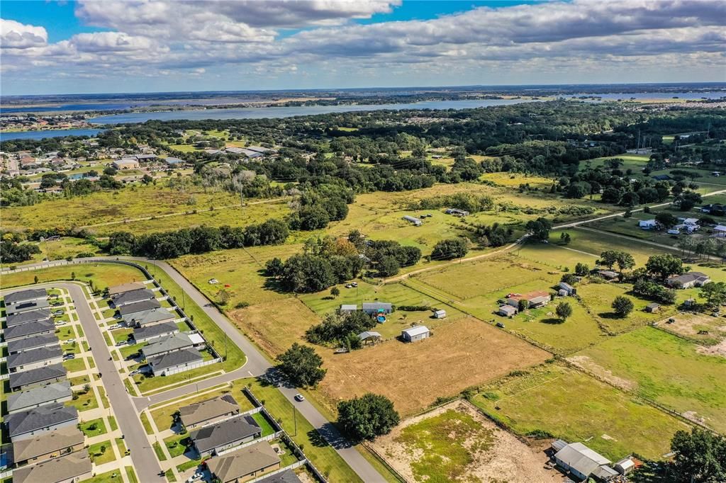 待售: $1,500,000 (3.50 acres)