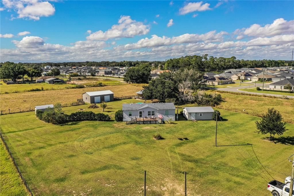 待售: $1,500,000 (3.50 acres)