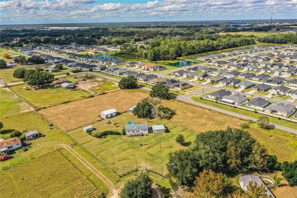 待售: $1,500,000 (3.50 acres)