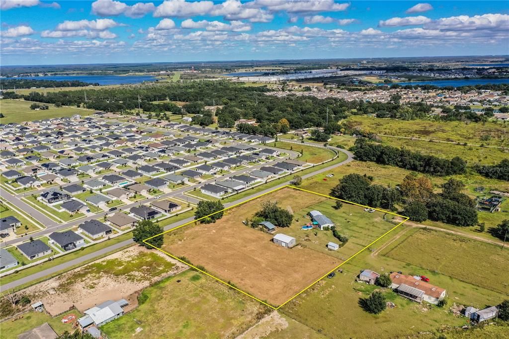 待售: $1,500,000 (3.50 acres)