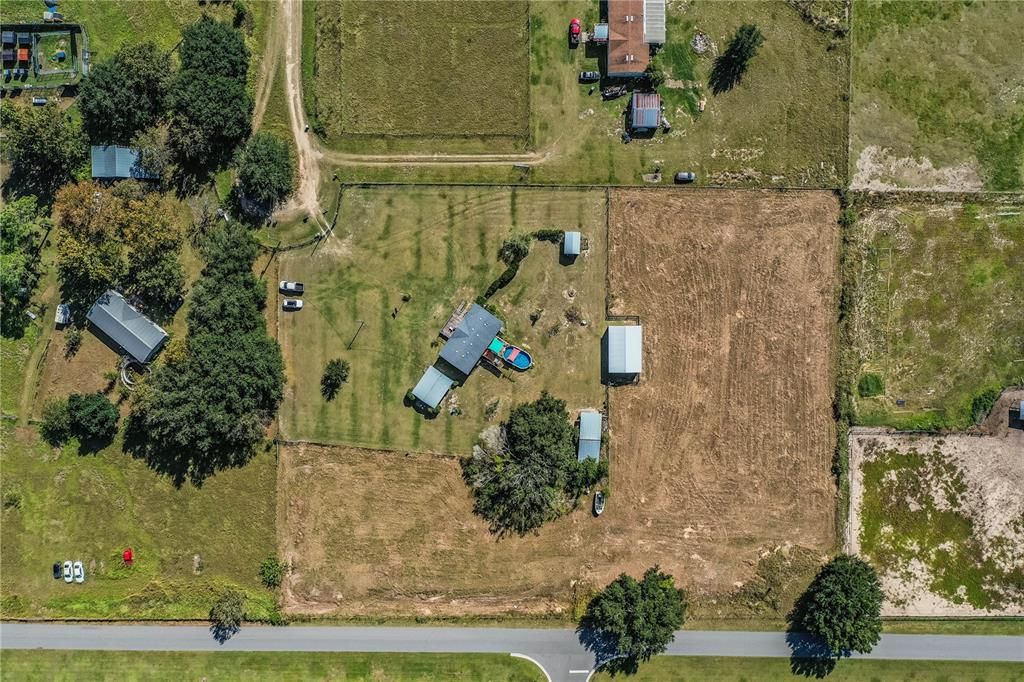 待售: $1,500,000 (3.50 acres)