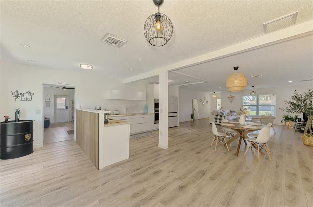 For Sale: $395,000 (3 beds, 2 baths, 1935 Square Feet)