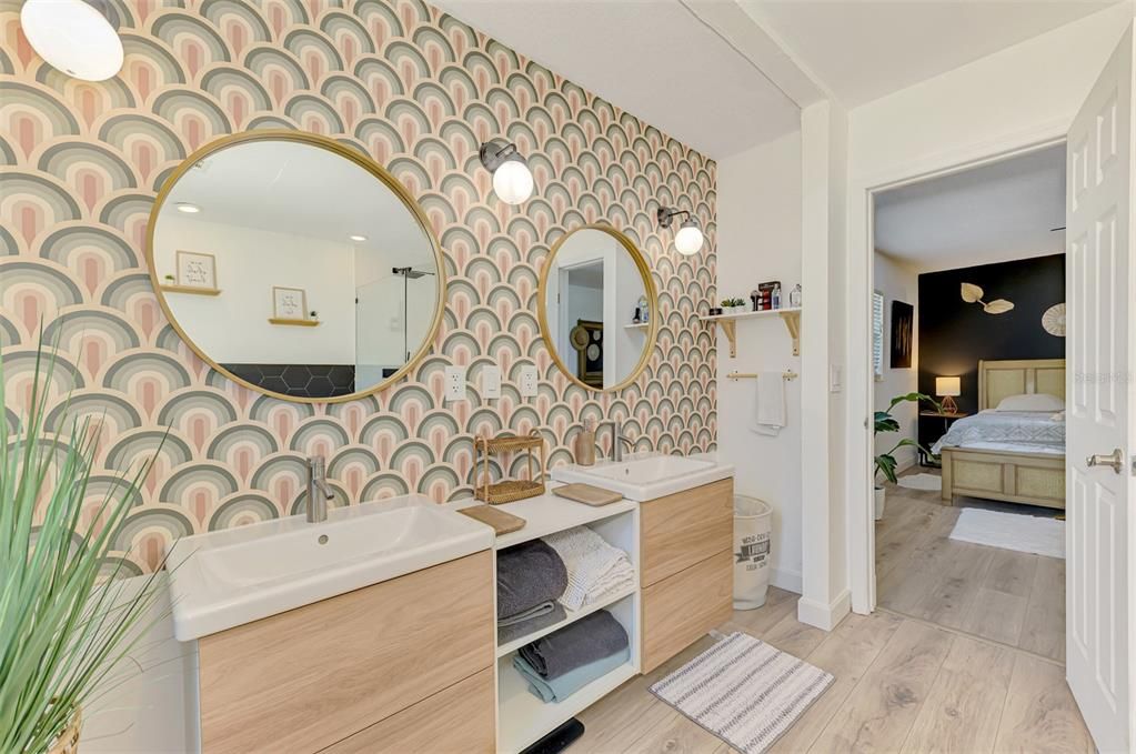 For Sale: $395,000 (3 beds, 2 baths, 1935 Square Feet)