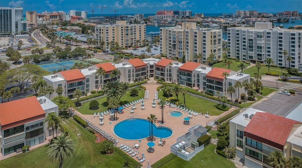 В аренду: $4,500 (2 спален, 2 ванн, 1310 Квадратных фут)