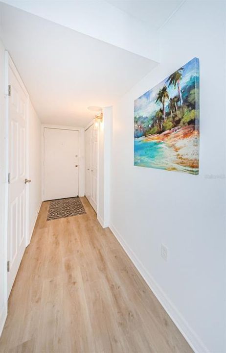 В аренду: $4,500 (2 спален, 2 ванн, 1310 Квадратных фут)