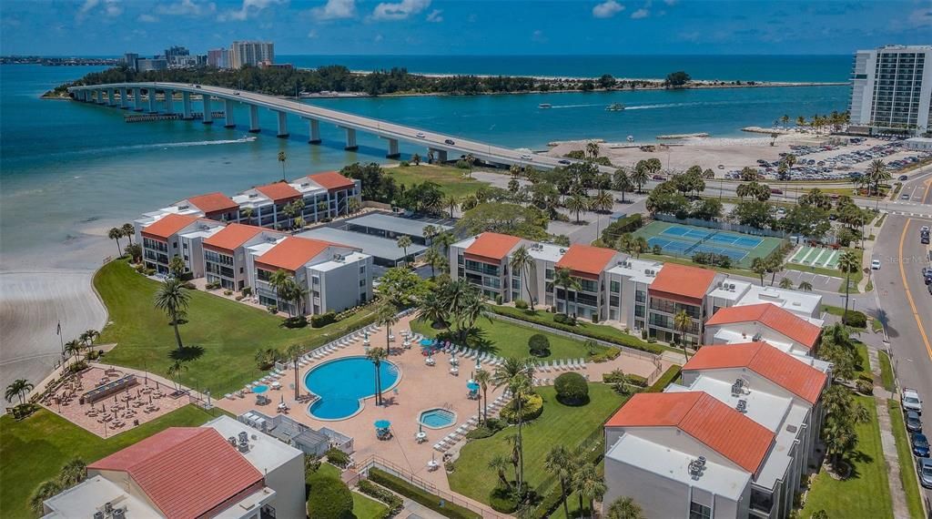 В аренду: $4,500 (2 спален, 2 ванн, 1310 Квадратных фут)