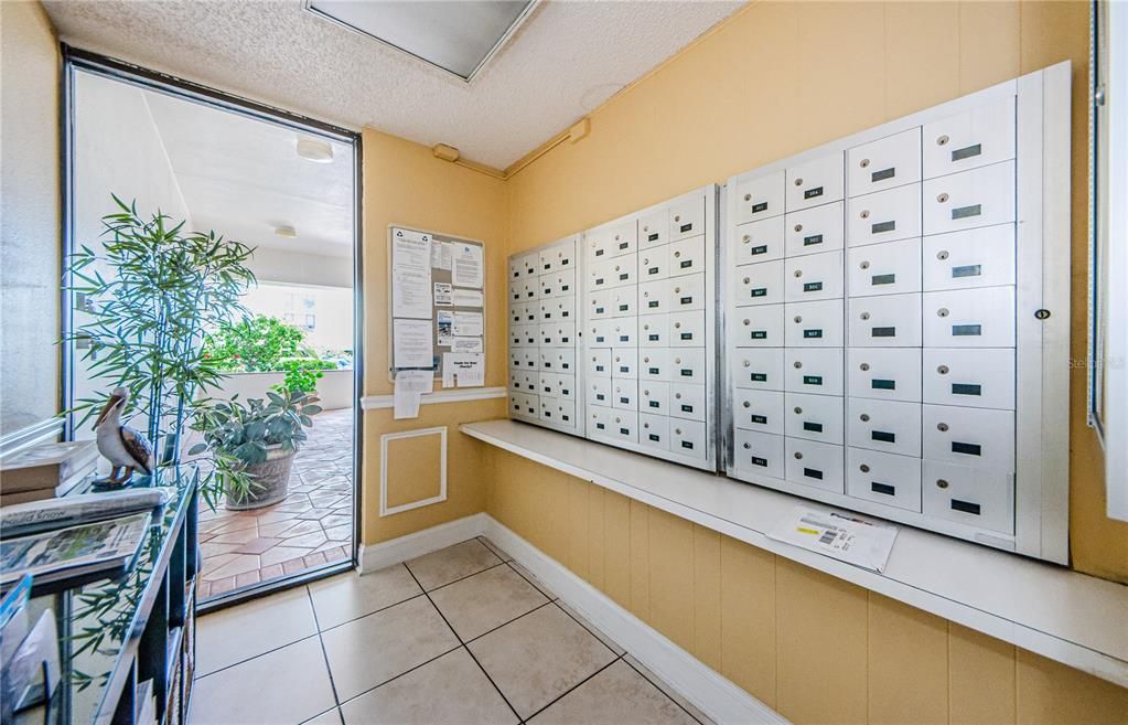 В аренду: $4,500 (2 спален, 2 ванн, 1310 Квадратных фут)