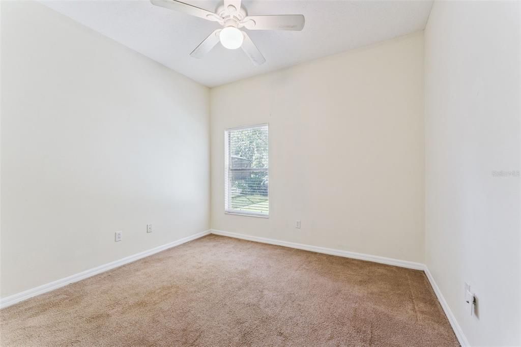 For Rent: $3,000 (6 beds, 2 baths, 2877 Square Feet)