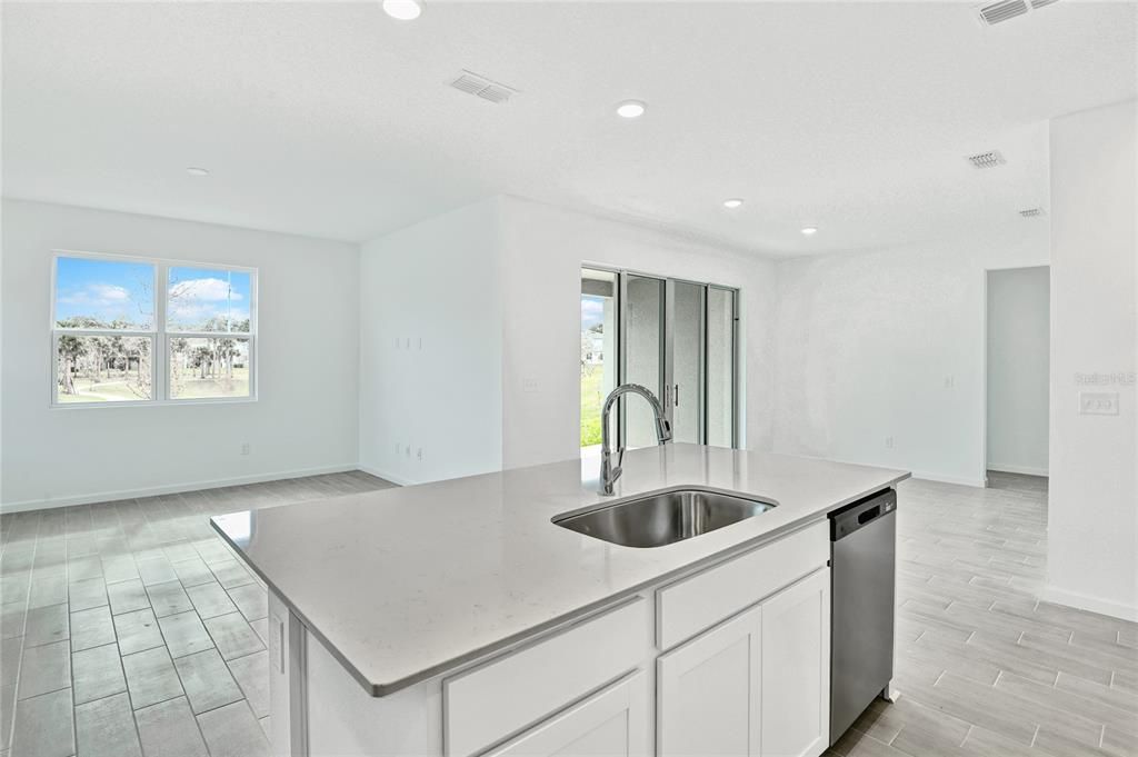 For Sale: $462,109 (3 beds, 2 baths, 1965 Square Feet)
