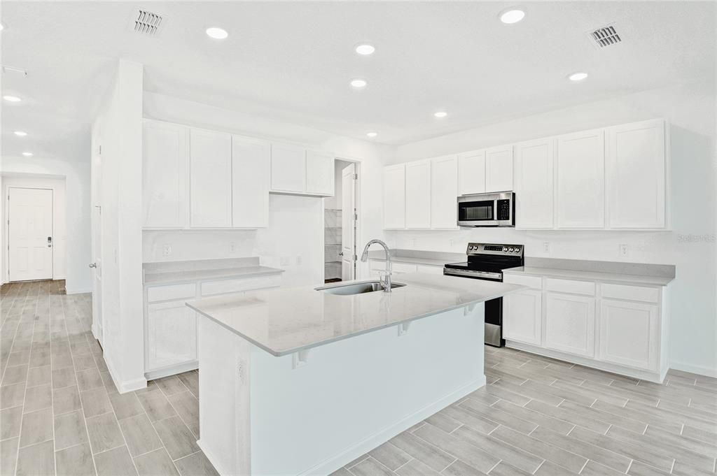 For Sale: $462,109 (3 beds, 2 baths, 1965 Square Feet)